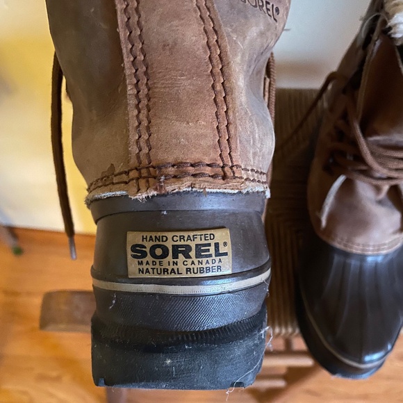 Sorels sz 8.5-9 - Picture 2 of 3